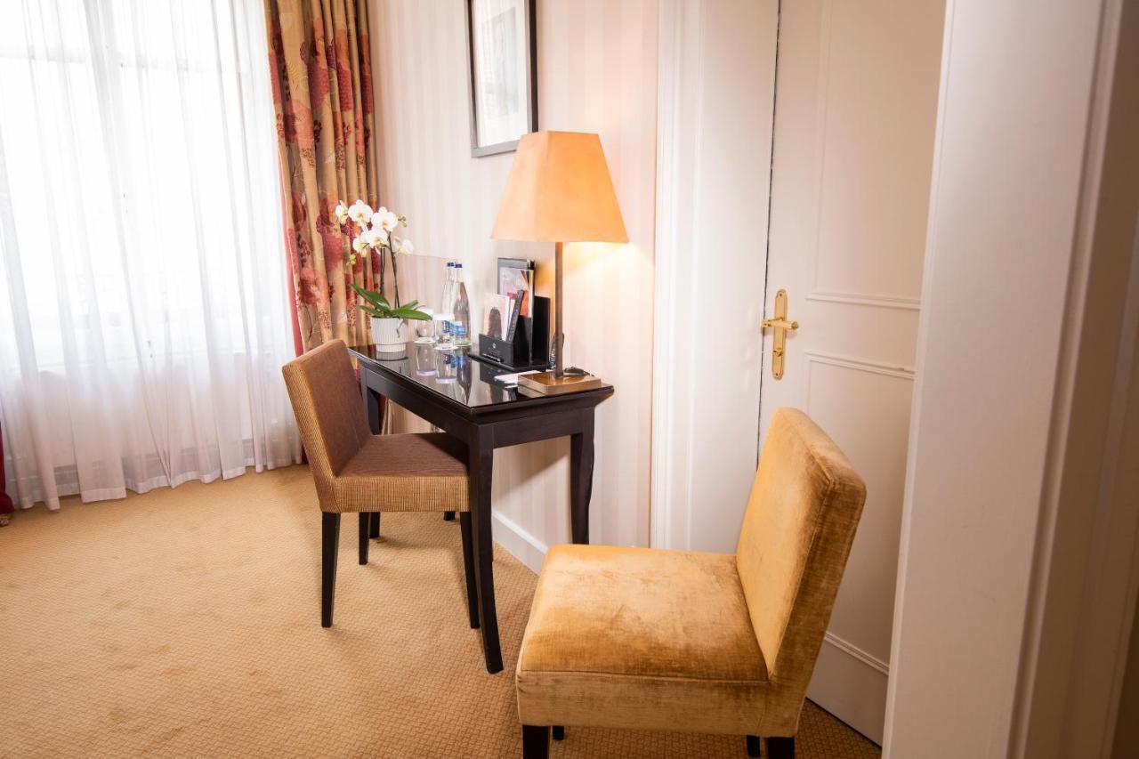 Hotel Des Trois Couronnes & Spa - The Leading Hotels Of The World Vevey Exterior foto